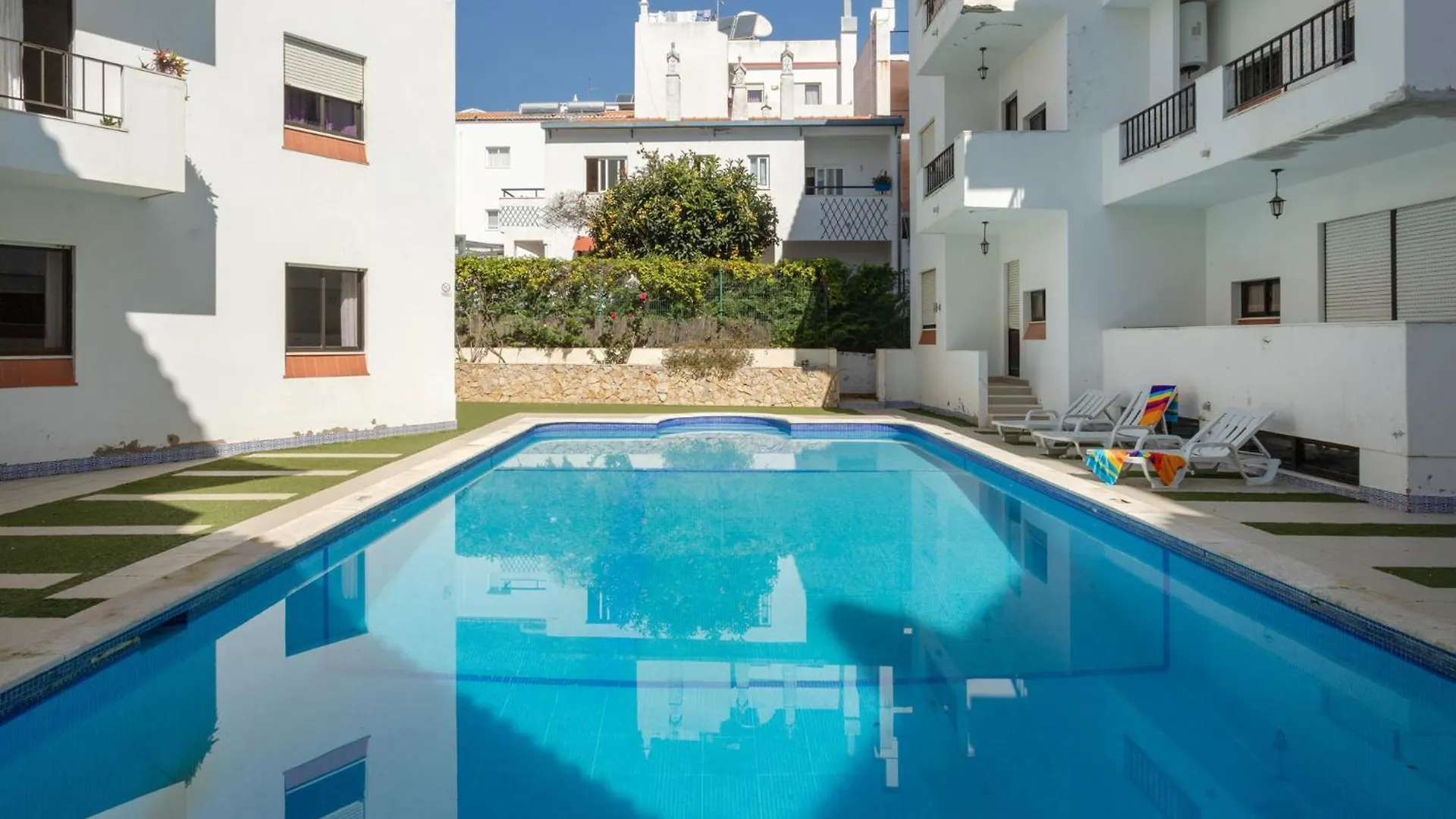 Algarvian Experience - Sun, Beach And Pool Albufeira
